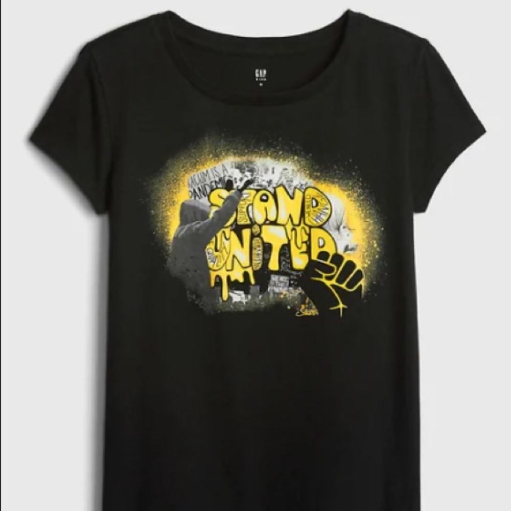 *NEW* Gap Black Graphic Tee